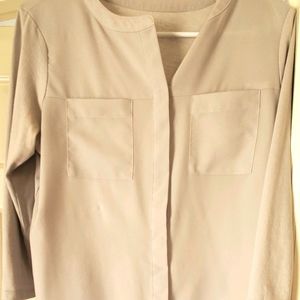 Quarter length womans dress shirt